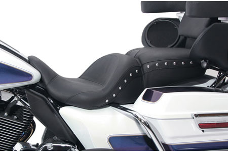 Mustang One-Piece LowDown Seat<br>for '08-Up FLHR/FLHT/FLTR/FLHX<BR>-Vintage Mustang One-Piece LowDown Seat<br>for '08-Up FLHR/FLHT/FLTR/FLHX<BR>-Vintage